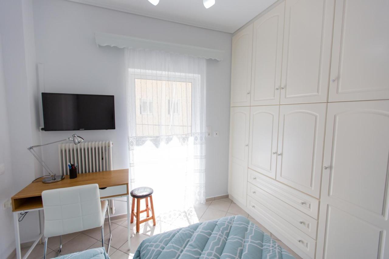 Poly'S Charming Home - City Center & Near The Beach 2Bedroom Apartment Nafpaktos Exteriör bild