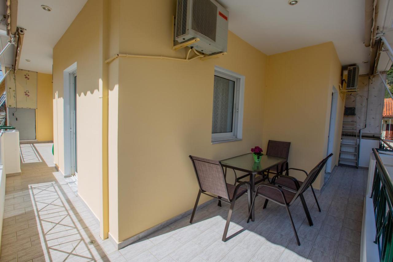 Poly'S Charming Home - City Center & Near The Beach 2Bedroom Apartment Nafpaktos Exteriör bild